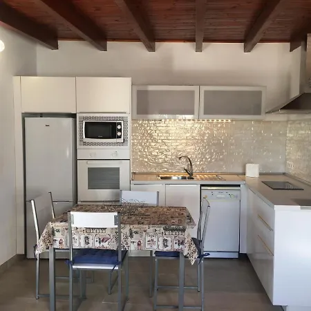 Casa Gloria בית נופש *